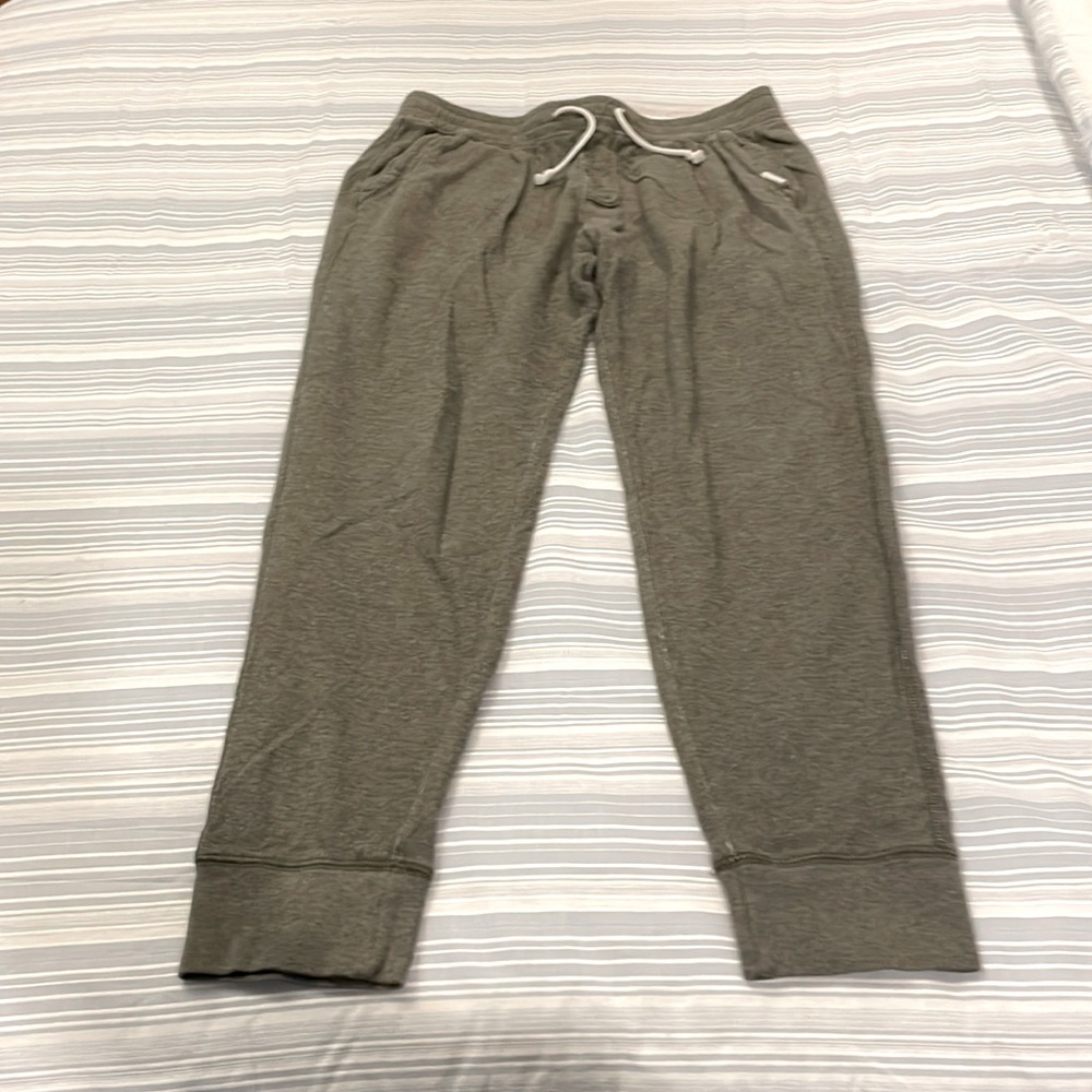 Men’s large - Jogger - light weight 
No stains, rips, tears 
Gently worn